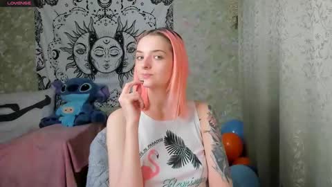 Snapshot of vanilla_arya chatting on December 2024 10:26:02 AM Adelina online show from December 2024 10:26:02 AM