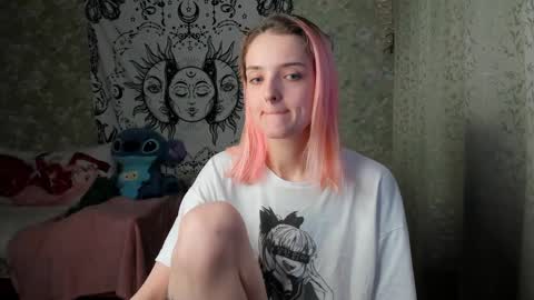 Snapshot of vanilla_arya chatting on February 2025 01:33:02 PM Adelina online show from February 2025 01:33:02 PM