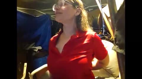 Britneywhitney online show from December 2025 10:42:01 AM