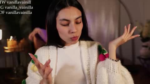 Snapshot of vanilla_velvet chatting on September 2025 01:42:01 AM Annabet online show from September 2025 01:42:01 AM