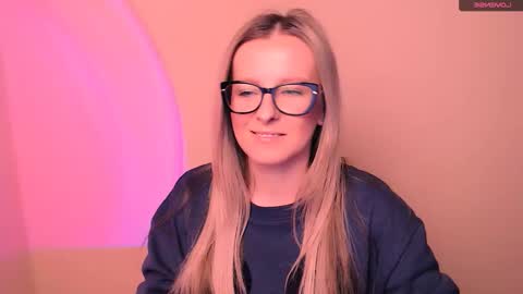 Snapshot of vanillaex_ chatting on February 2026 05:20:02 PM Mia online show from February 2026 05:20:02 PM