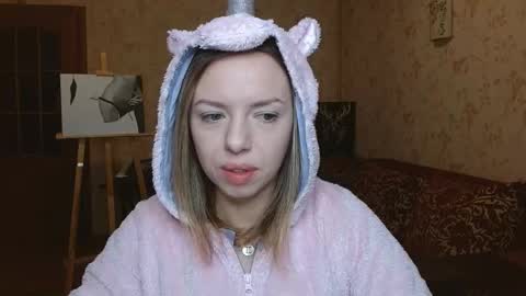 VanillaMuffin online show from October 2025 06:02:02 AM