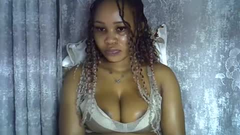vanillavenus online show from May 2026 10:08:02 PM