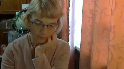 Snapshot of vanillaxcreamy chatting on December 2024 10:05:02 AM Vanillaxcreamy online show from December 2024 10:05:02 AM