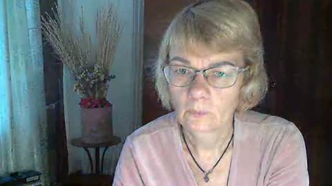 Snapshot of vanillaxcreamy chatting on January 2025 12:33:02 PM Vanillaxcreamy online show from January 2025 12:33:02 PM