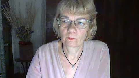 Snapshot of vanillaxcreamy chatting on January 2025 03:26:01 PM Vanillaxcreamy online show from January 2025 03:26:01 PM