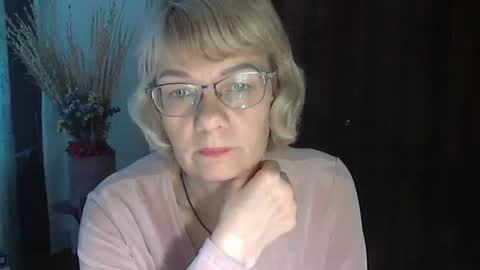 Snapshot of vanillaxcreamy chatting on January 2025 01:06:02 PM Vanillaxcreamy online show from January 2025 01:06:02 PM