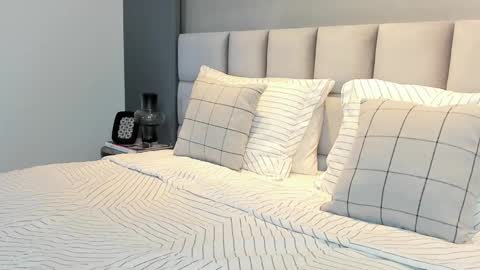 Snapshot of vannabardot chatting on October 2025 06:40:02 PM VANNA online show from October 2025 06:40:02 PM