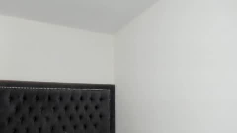 Snapshot of vannsexporn chatting on February 2025 03:25:01 AM Vannesa online show from February 2025 03:25:01 AM