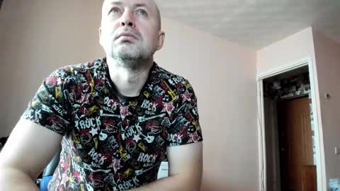 vano_822 online show from November 2025 06:01:01 AM