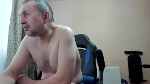 Snapshot of vano_822 chatting on April 2026 04:43:02 AM vano_822 online show from April 2026 04:43:02 AM