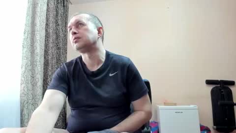 Snapshot of vano_822 chatting on April 2026 07:01:01 AM vano_822 online show from April 2026 07:01:01 AM