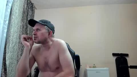 Snapshot of vano_822 chatting on May 2026 06:27:02 PM vano_822 online show from May 2026 06:27:02 PM