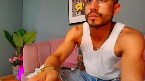 Vans Ross online show from February 2026 07:17:02 PM