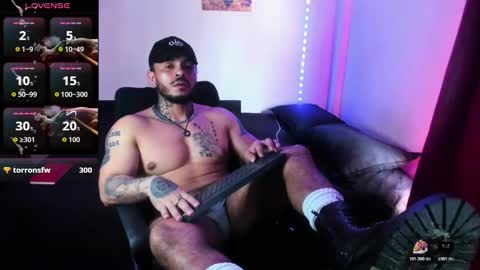 vanvelckan_ online show from October 2025 05:46:01 PM