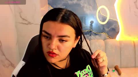 Live 800am 200pm COLOMBIAN HOUR online show from November 2025 01:55:01 PM