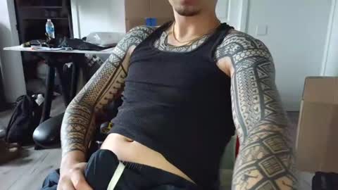 vanzlyy839243 online show from July 2026 03:04:02 PM