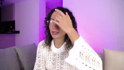 varenka_ivanova22 online show from July 2026 06:33:02 AM