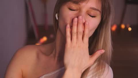 Heeeeey Im Hanna the art of tease  online show from February 2025 08:28:01 AM