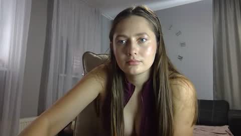 Snapshot of vasilisa189yy chatting on July 2026 11:28:01 AM ROSSE online show from July 2026 11:28:01 AM