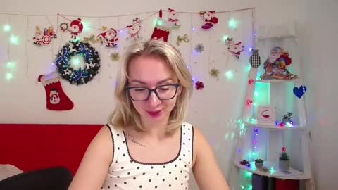 Snapshot of vasilisasii chatting on December 2024 06:23:01 AM Vasilisa online show from December 2024 06:23:01 AM