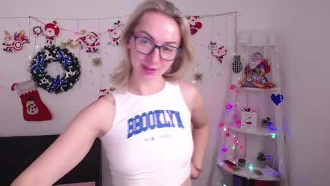 Snapshot of vasilisasii chatting on December 2024 10:03:02 AM Vasilisa online show from December 2024 10:03:02 AM