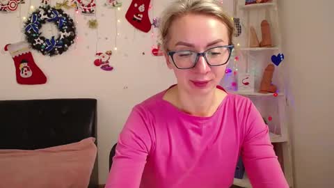 Snapshot of vasilisasii chatting on December 2024 06:31:02 AM Vasilisa online show from December 2024 06:31:02 AM