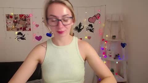 Snapshot of vasilisasii chatting on January 2025 12:21:01 PM Vasilisa online show from January 2025 12:21:01 PM