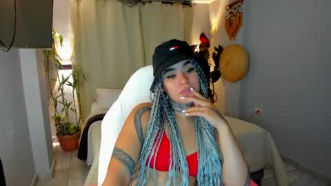 Vayolett Bass online show from May 2026 02:45:01 PM