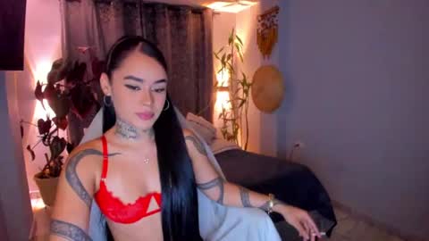 Vayolett Bass online show from July 2026 08:06:01 AM