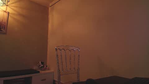 Victoria online show from September 2025 10:49:02 AM