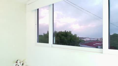 Victoria online show from October 2025 10:56:01 AM