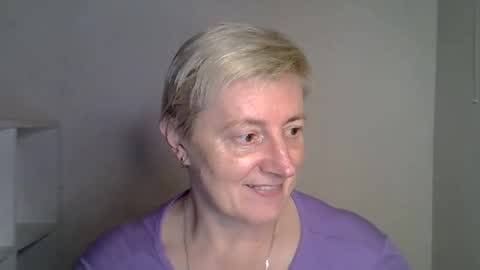 vea_motty online show from November 2025 03:12:01 PM