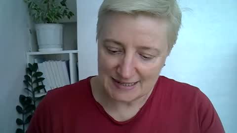 vea_motty online show from May 2026 08:21:02 AM