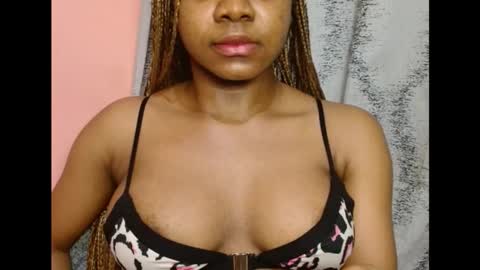 Snapshot of vee62 chatting on February 2026 02:40:01 AM vee62 online show from February 2026 02:40:01 AM