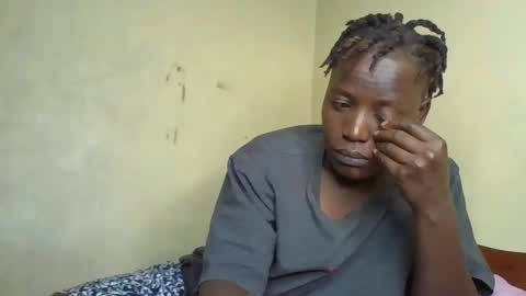 Snapshot of vee_tommy chatting on January 2025 11:14:01 PM Vee tommy online show from January 2025 11:14:01 PM