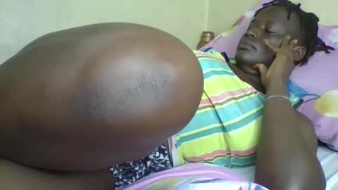 Snapshot of vee_tommy chatting on January 2025 08:02:02 AM Vee tommy online show from January 2025 08:02:02 AM