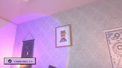 Vee Simons online show from June 2026 12:32:02 AM