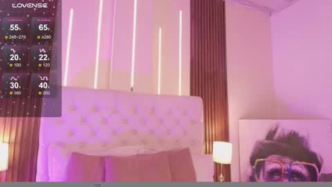 Snapshot of vega_roux chatting on March 2026 12:07:01 PM VEGA online show from March 2026 12:07:01 PM