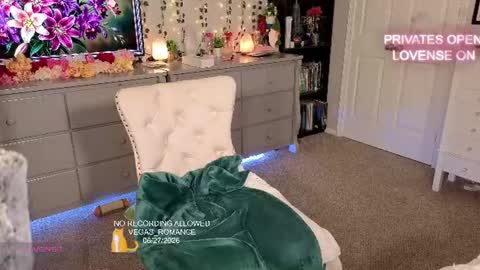 vegas_romance online show from June 2026 02:28:01 AM