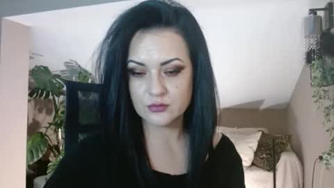 VeilRoom online show from February 2026 08:40:02 PM