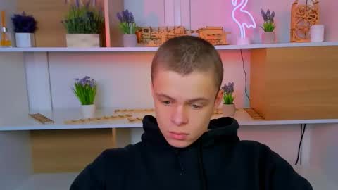 Snapshot of veldi_to chatting on December 2025 12:33:02 PM veldi_to online show from December 2025 12:33:02 PM