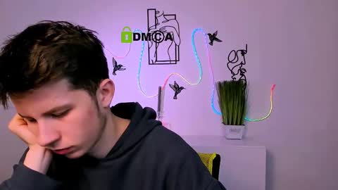 Snapshot of veldi_to chatting on December 2025 07:26:02 AM veldi_to online show from December 2025 07:26:02 AM