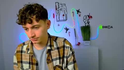 Snapshot of veldi_to chatting on January 2026 02:42:02 PM veldi_to online show from January 2026 02:42:02 PM