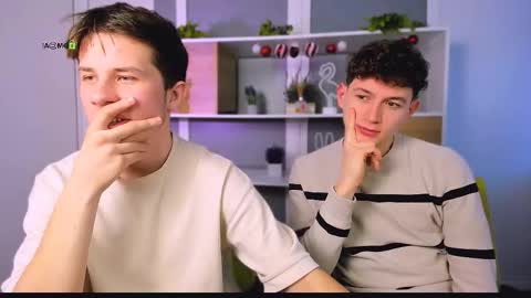 Snapshot of veldi_to chatting on January 2026 06:37:02 AM veldi_to online show from January 2026 06:37:02 AM