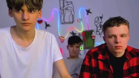 Snapshot of veldi_to chatting on February 2026 07:56:02 PM veldi_to online show from February 2026 07:56:02 PM