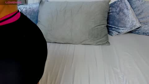 Snapshot of velerywow chatting on December 2024 05:08:01 PM VeleryWOW online show from December 2024 05:08:01 PM