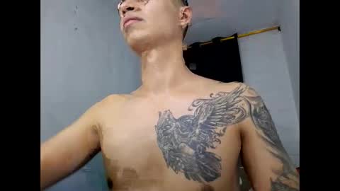 velk_hot1 online show from December 2024 12:39:02 AM