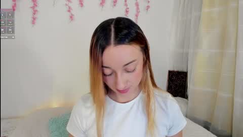 velvet_00 online show from June 2026 03:22:02 AM