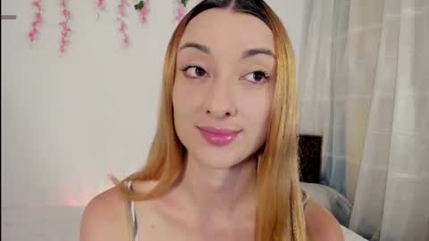 velvet_00 online show from June 2026 02:44:01 AM